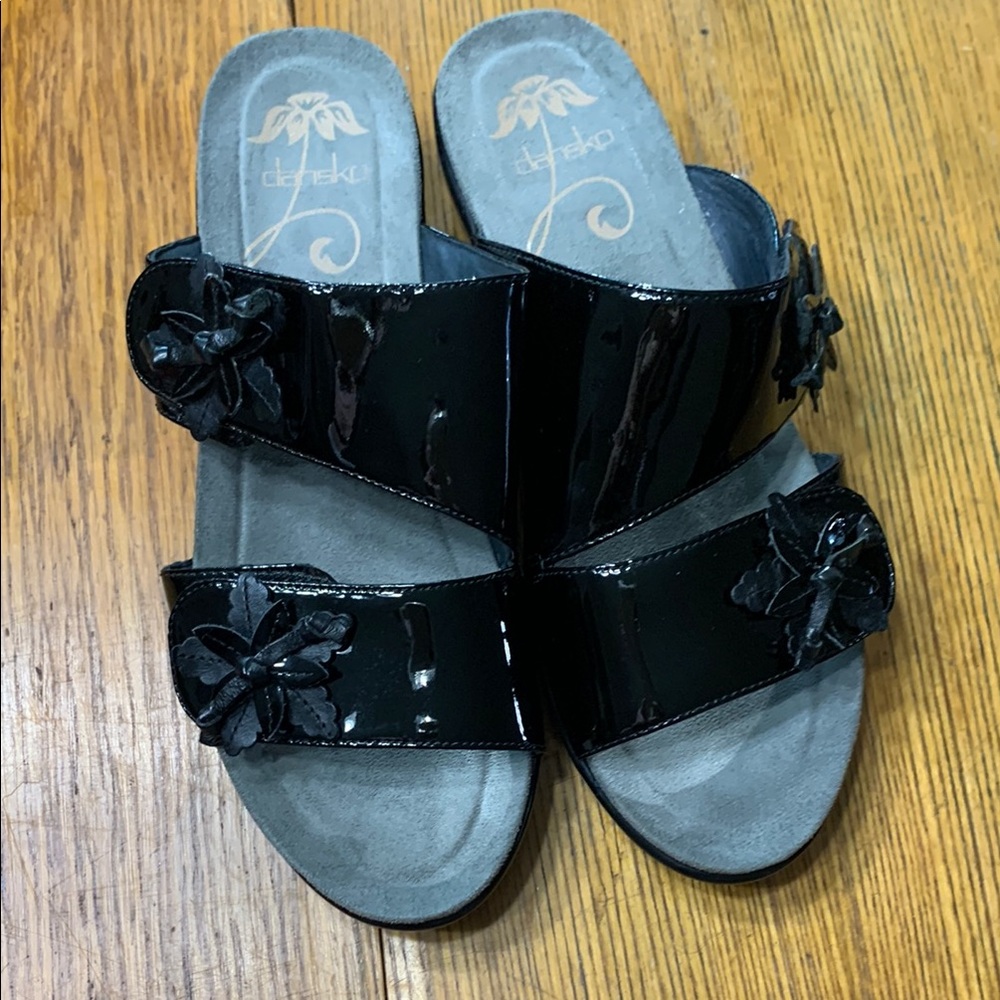 Dansko New! Patent Leather slides